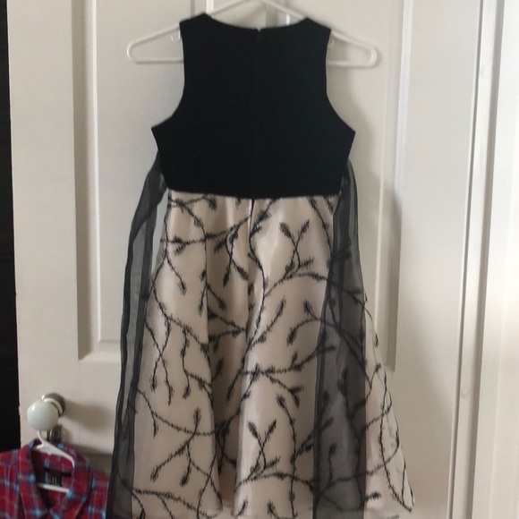 Black and cream dress w lase - Picture 2 of 2